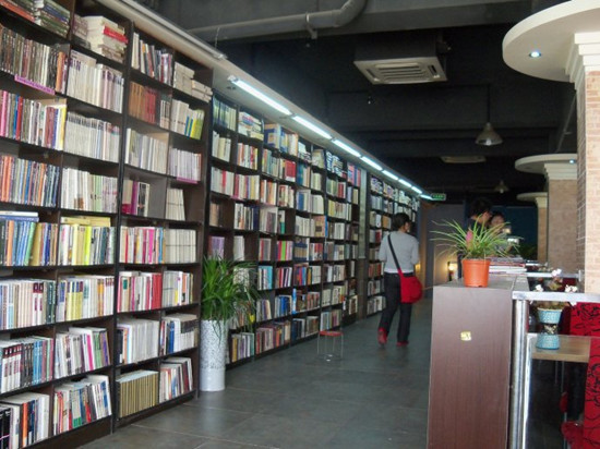 河南独立书店之困:一个书店与一个时代